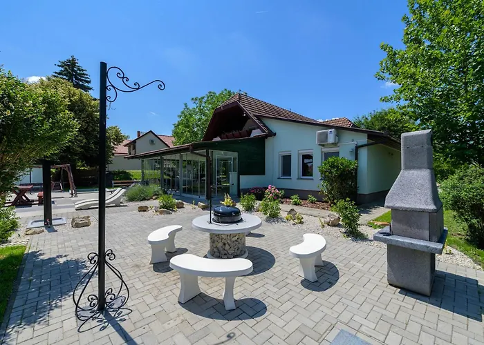 فيلة Diofa Vendeghaz